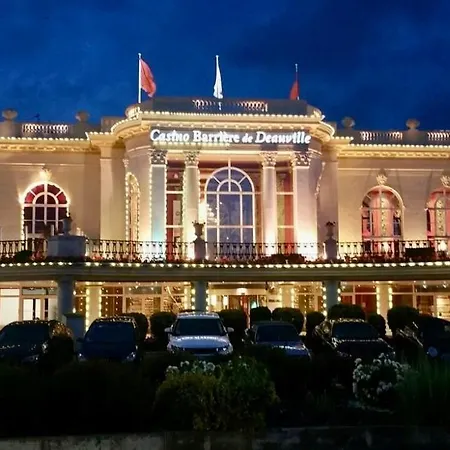 Butterfly Deauville Exterior photo